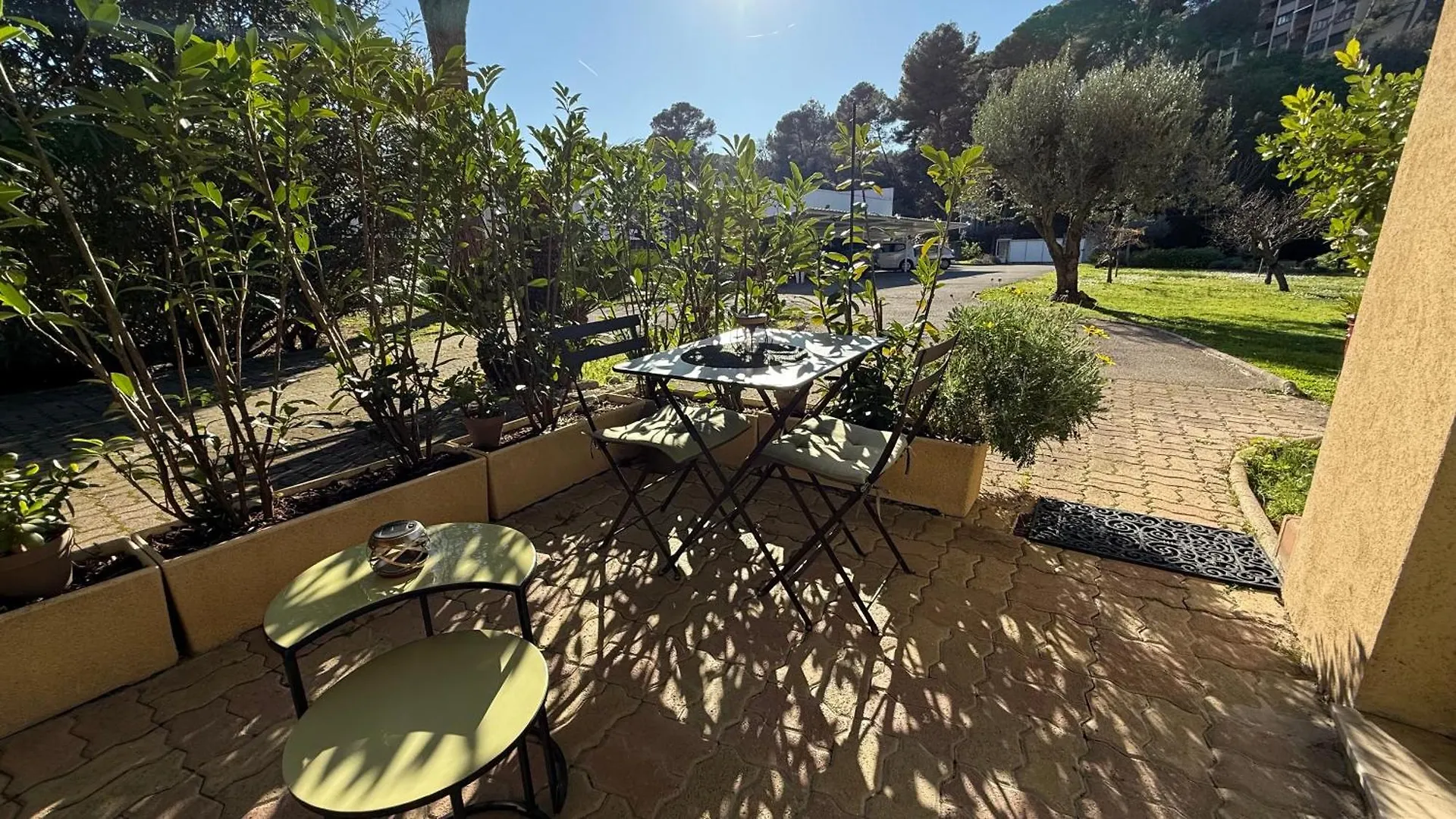 Studio Tout Confort Au Calme Avec Jardin Proche Cannes Le Cannet Apartment