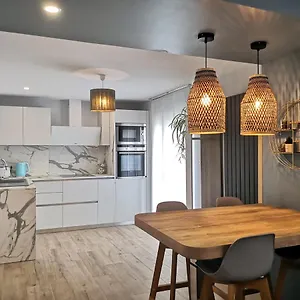 Petit Paradis Cosy T1 Bis 40m2 Independent En Maison Avec Jardin & Parking Gratuit , Caluire-et-Cuire France