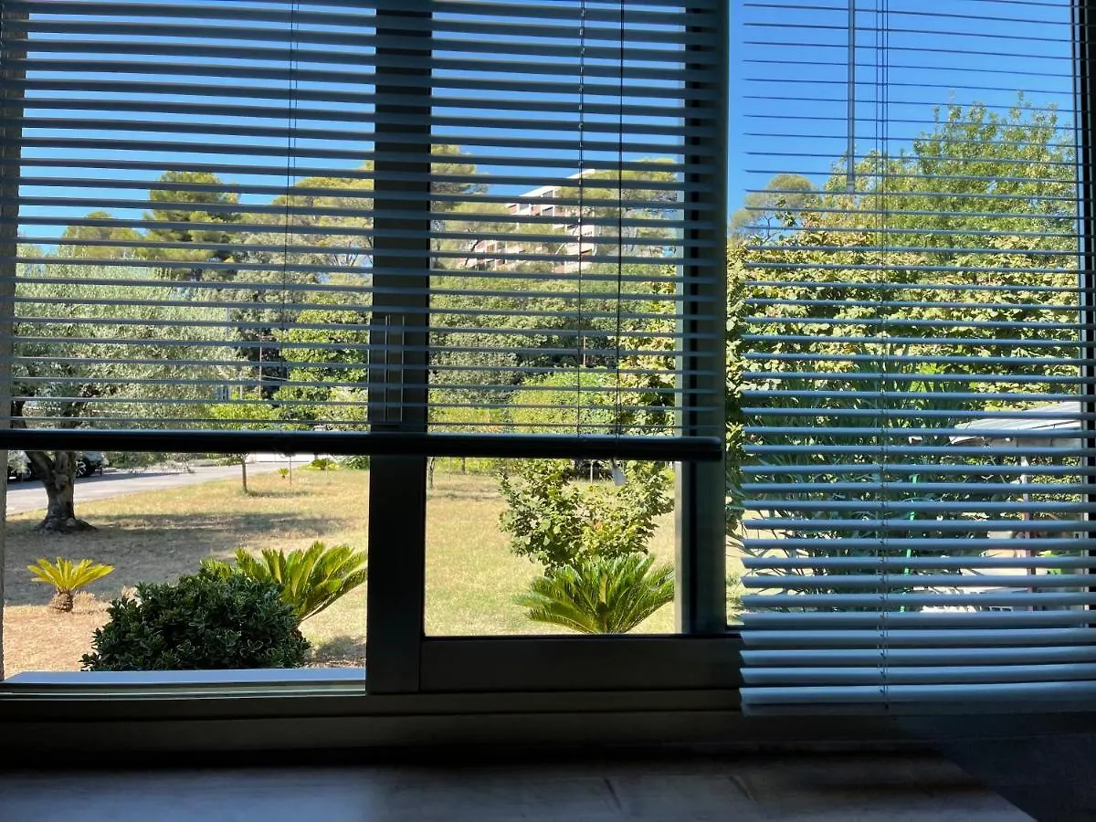 Studio Tout Confort Au Calme Avec Jardin Proche Cannes Le Cannet Apartment